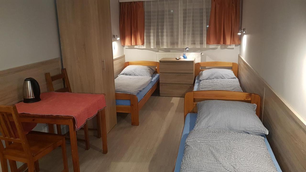 Driepersoonskamer met Badkamer