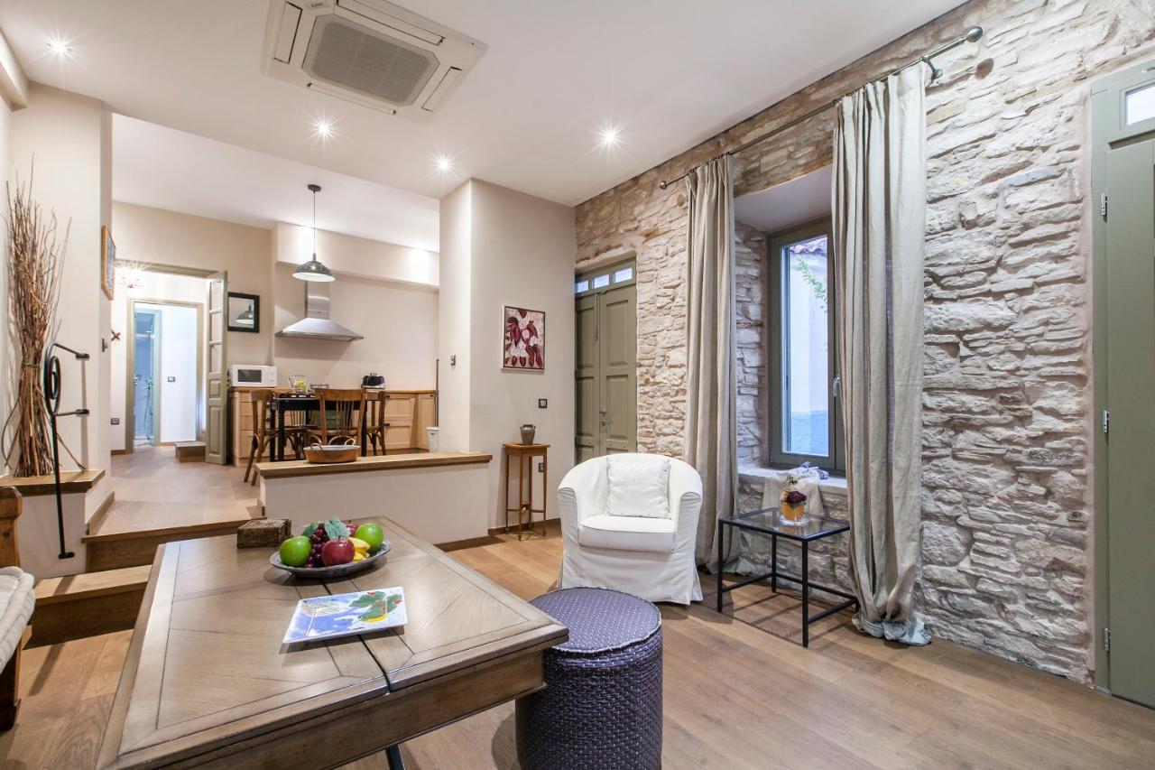 1897 Heritage house 5mins Pythagorio-sea-airport - Bed and Breakfast Samos