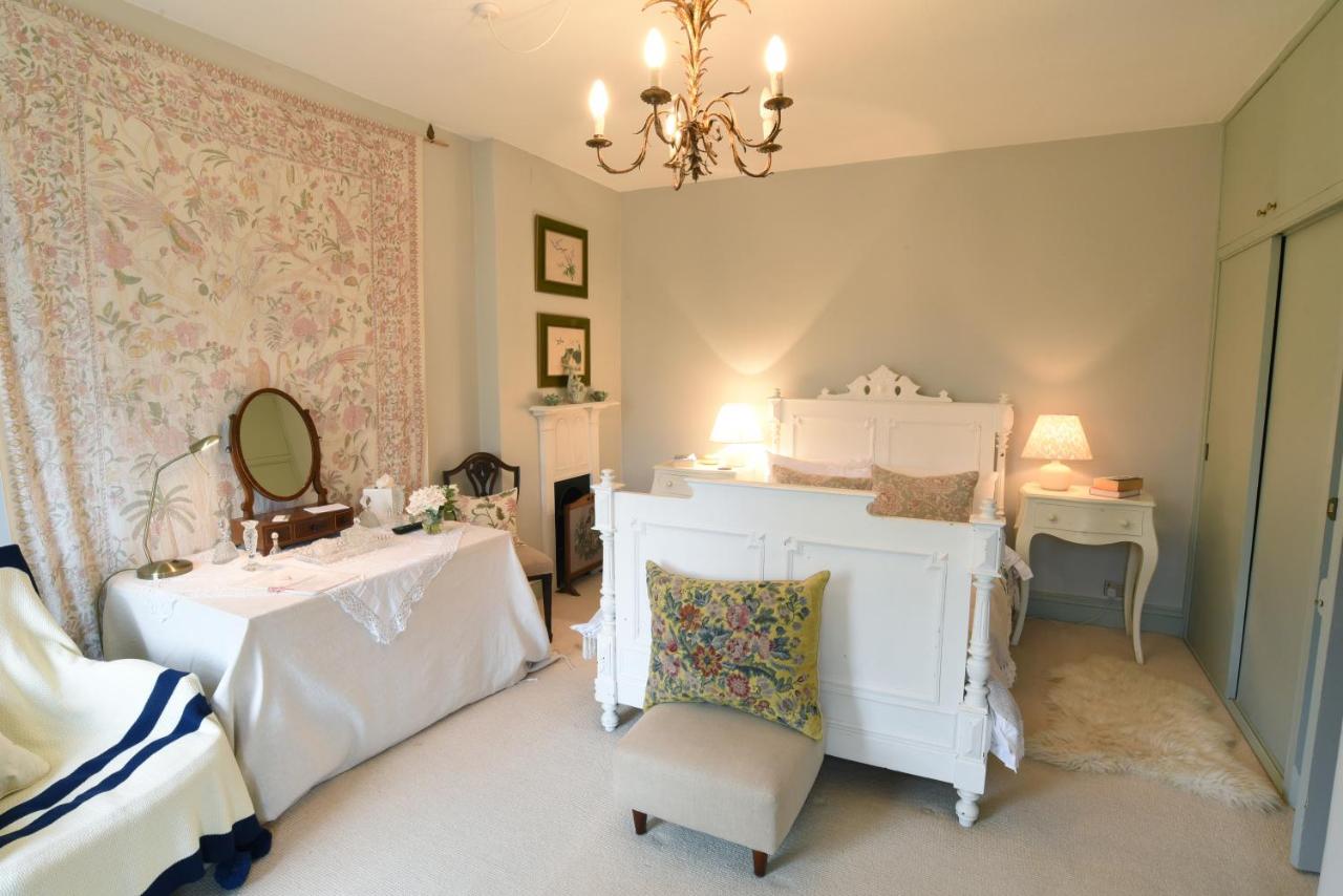 B&B Castle Cary - Ellesmere House - Bed and Breakfast Castle Cary