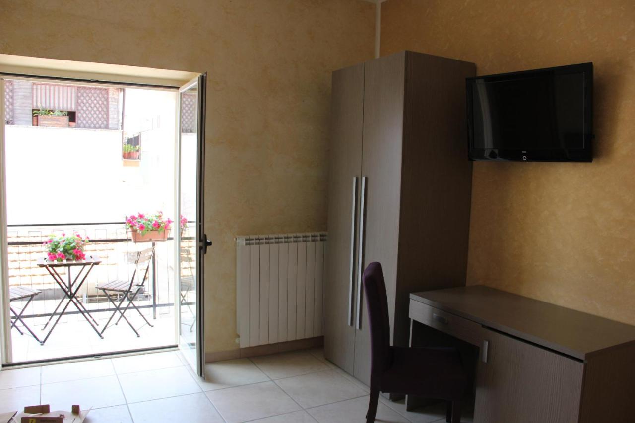 Chambre Double ou Lits Jumeaux avec Salle de Bains Privative
