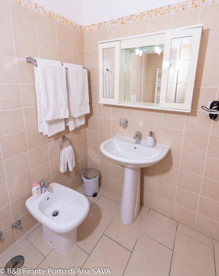 Quadruple Room with Private External Bathroom