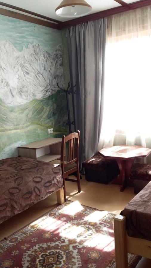 Twin Room with Mountain View