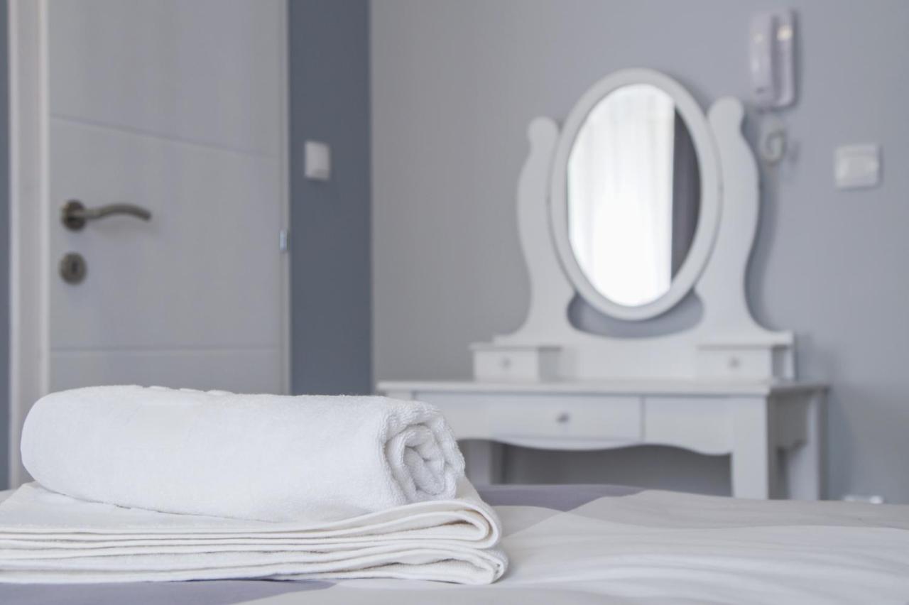 Camera Matrimoniale/Doppia con Letti Singoli con Bagno