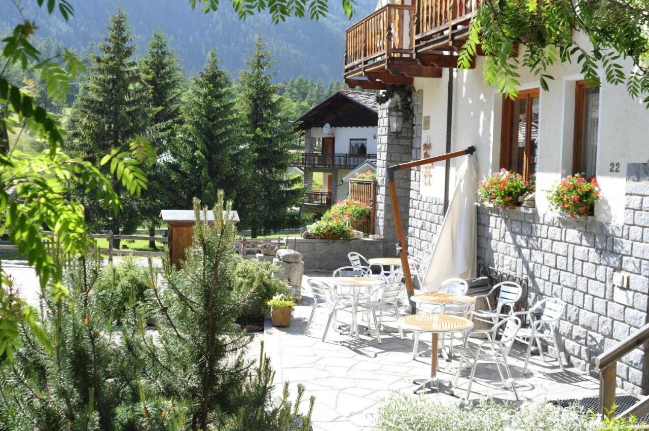 B&B Gressoney-Saint-Jean - Hotel Flora Alpina - Bed and Breakfast Gressoney-Saint-Jean