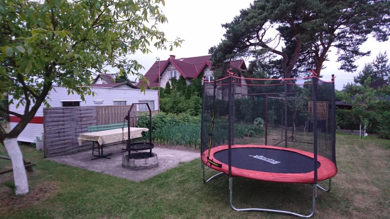 Dom Bursztynek - domek murowany - B&B Junoszyno
