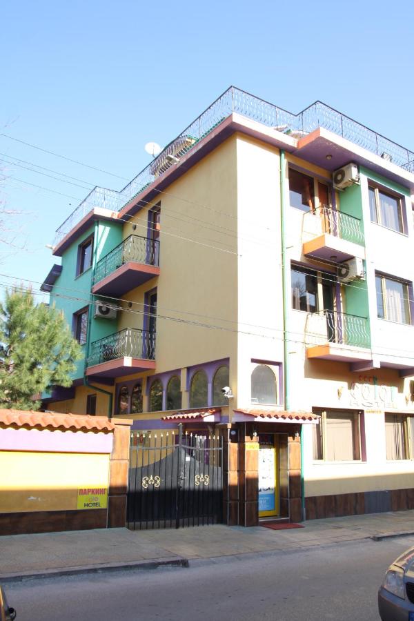 B&B Asenovgrad - Hotel Color - Bed and Breakfast Asenovgrad