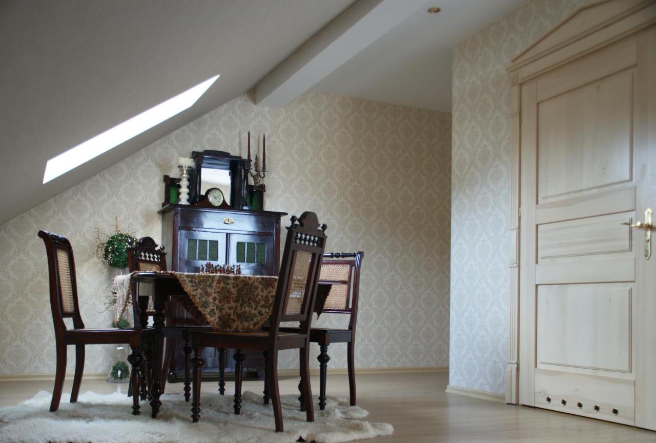 Superior Family Room