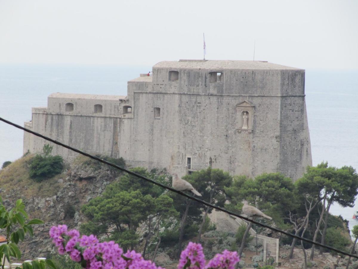 Appartamento con 1 Camera da Letto, Terrazza e Vista Mare