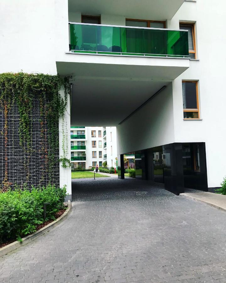 Shiraz Trio Apartament - Ferienwohnung Warschau
