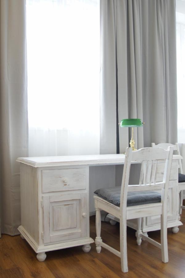 Single Room with Courtyard View