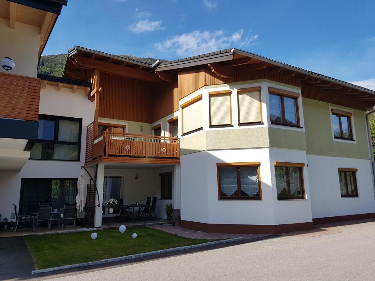 Appartementhaus Zraunig - B&B Flattach