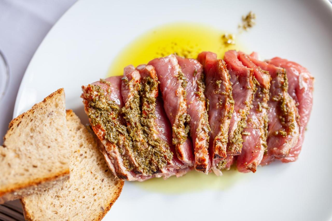Eliseo B&B Ristorante - Bed and Breakfast