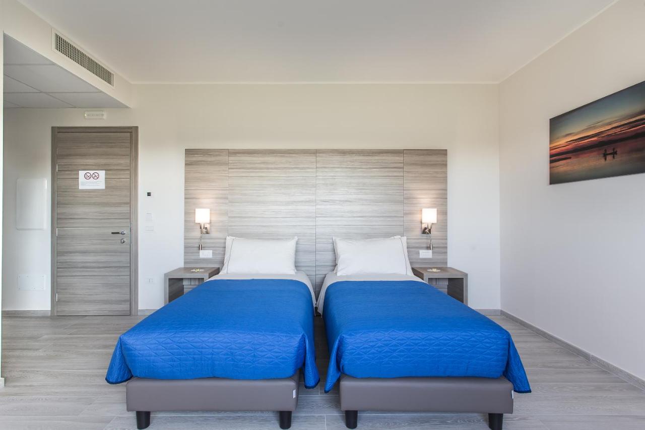 Single Room with Private Bathroom