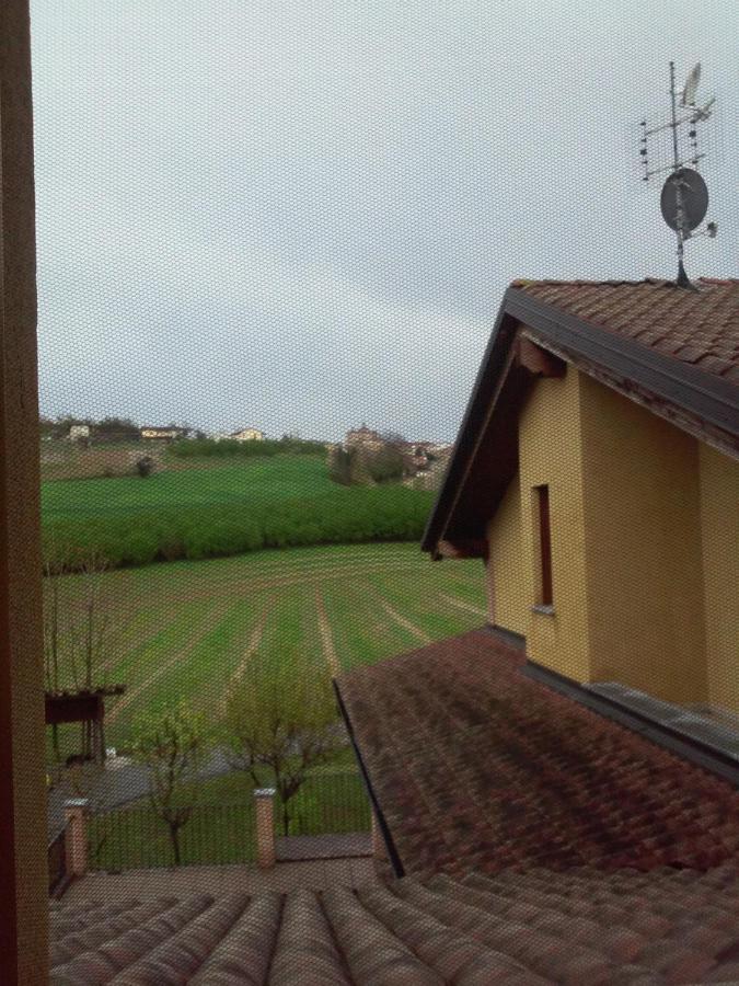 Vite diPinte 1 bilocale in langa - Chambres d’hôtes