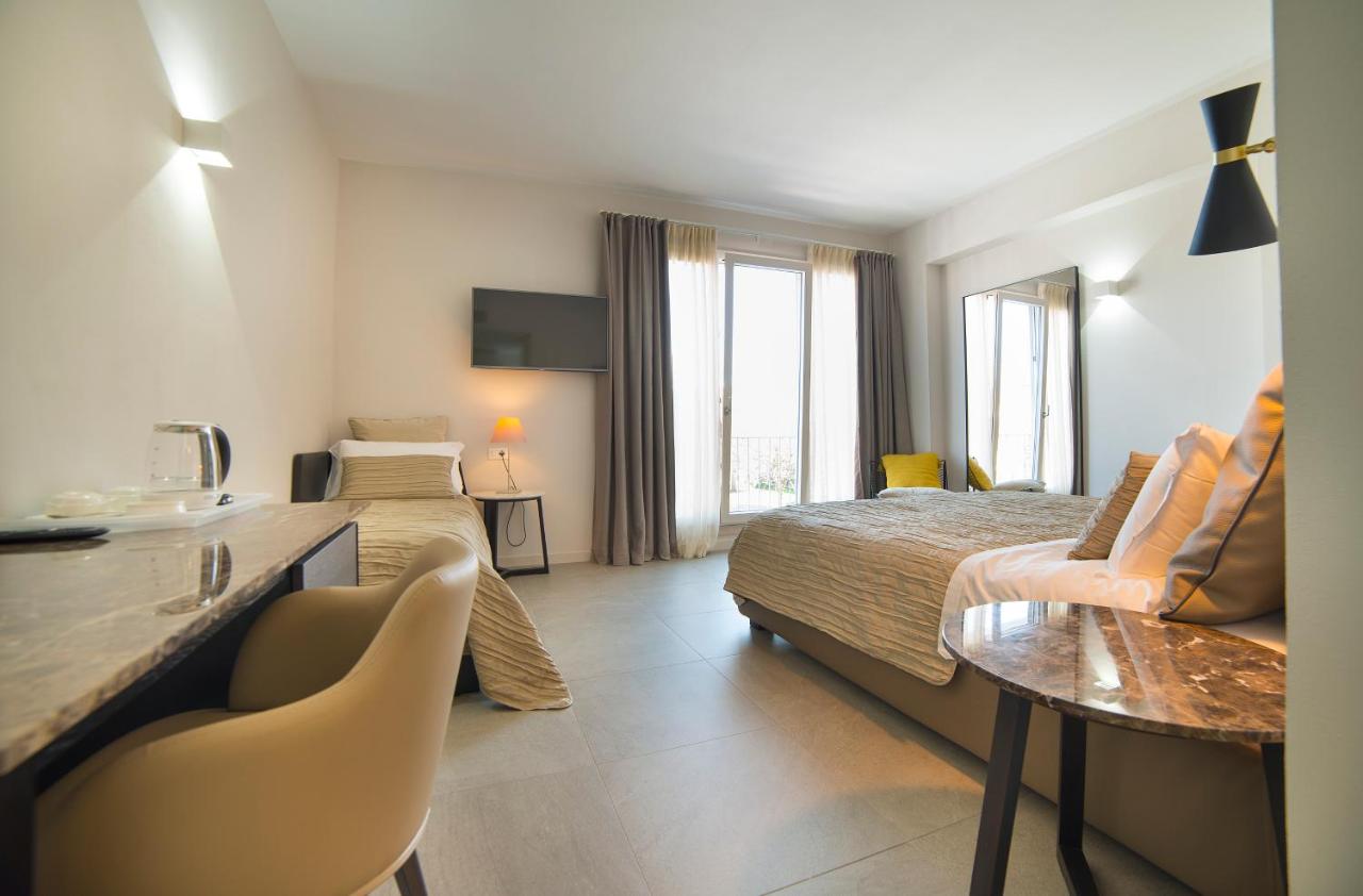 Deluxe Dreibettzimmer