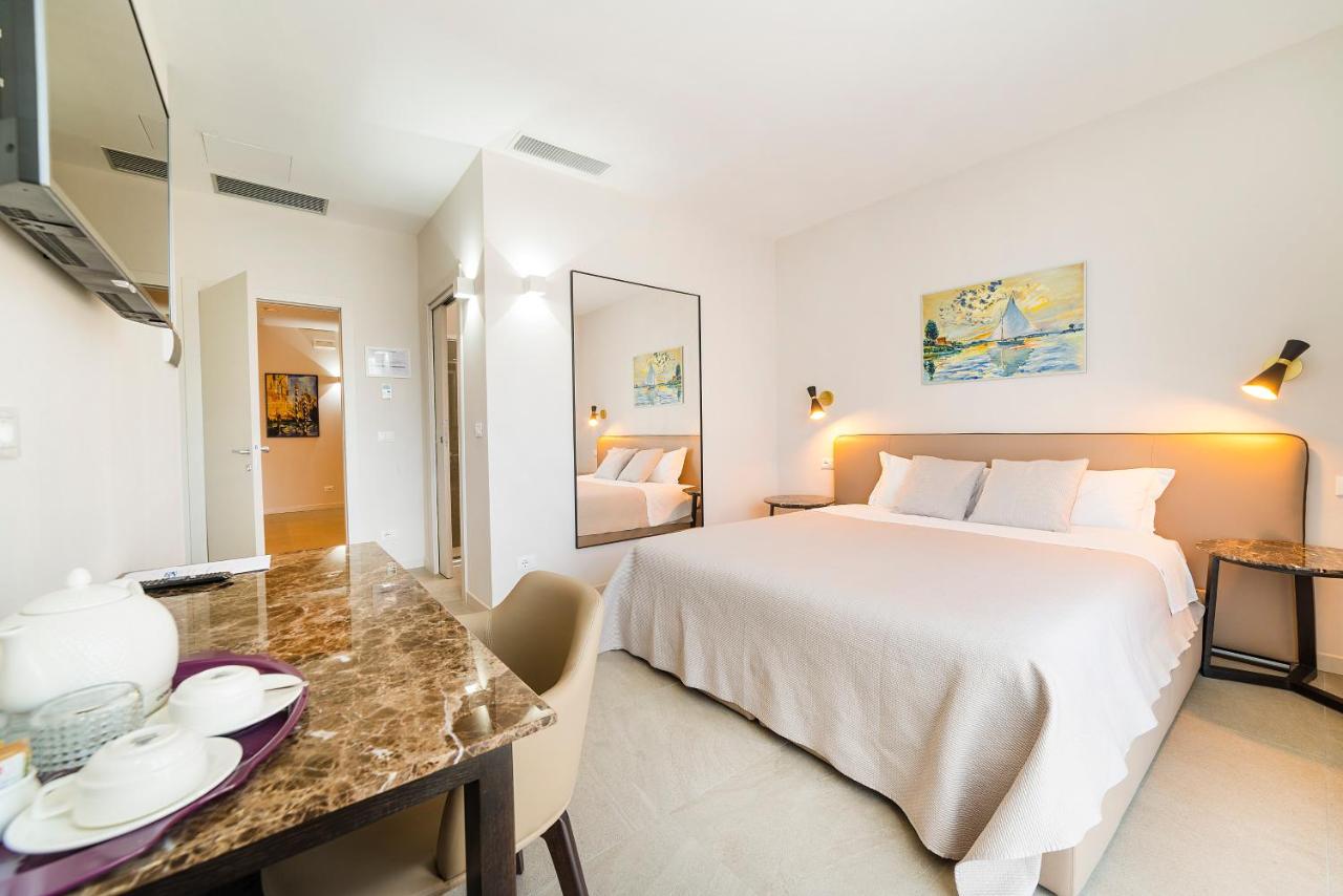 Deluxe Doppelzimmer mit Dusche