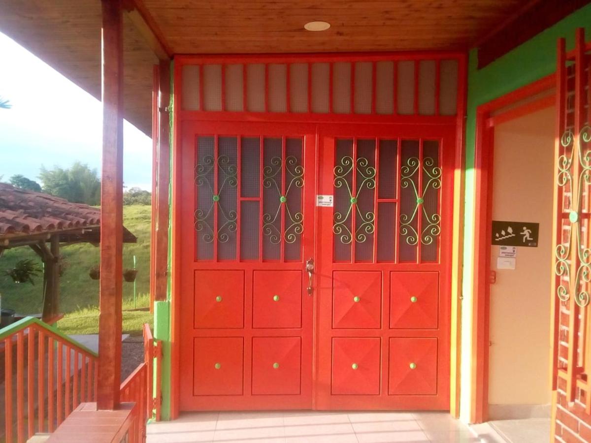 Chambre Quadruple avec Salle de Bains Privative