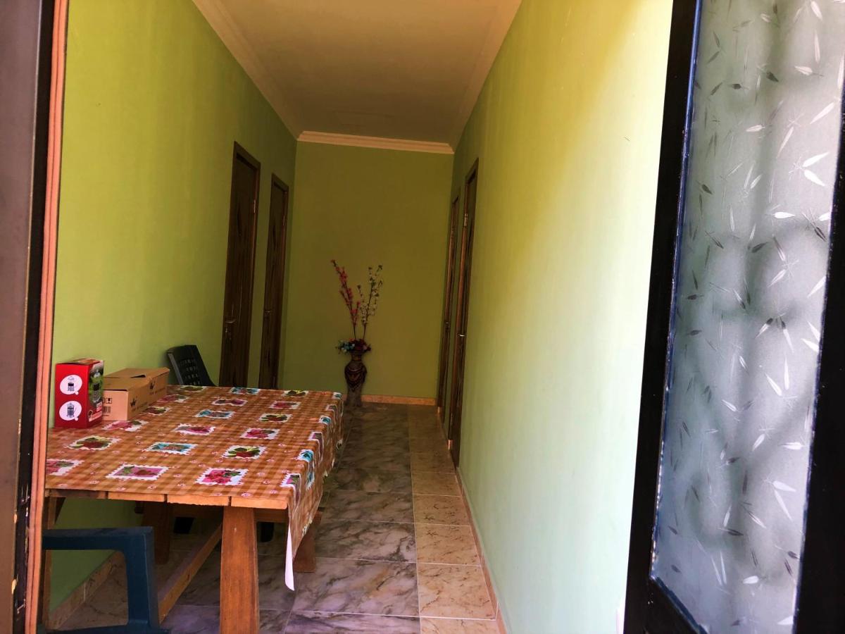 Habitación Doble con baño - 2 camas