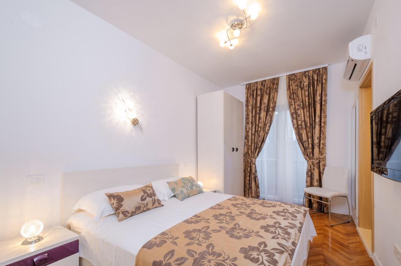 Double Room with Balcony and Sea View - First Floor