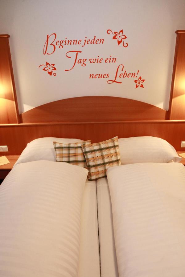 Camera Matrimoniale Moderna