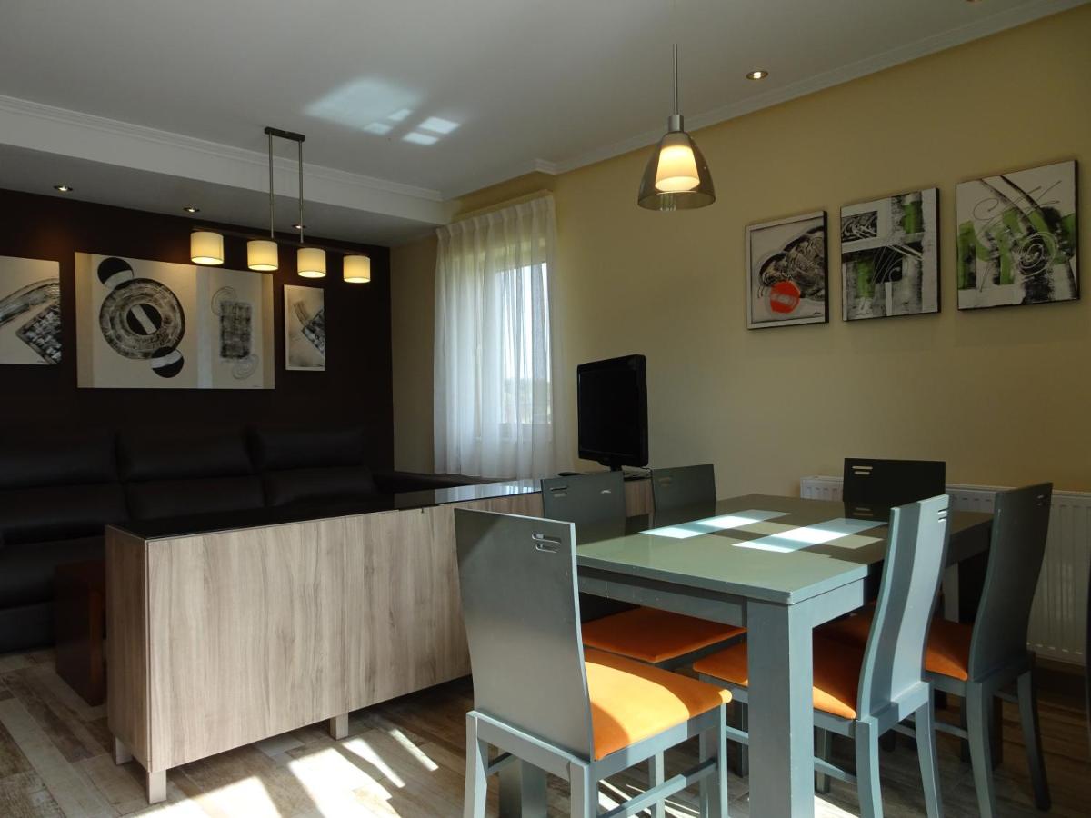 Appartamento con 2 Camere da Letto