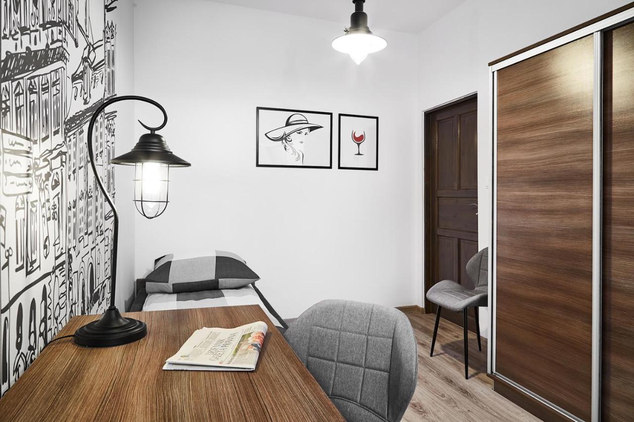 Appartamento con 3 Camere da Letto