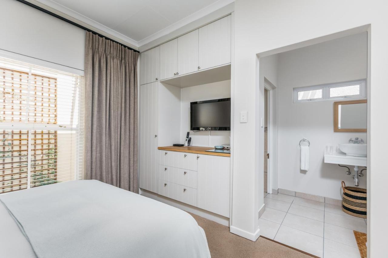 Deluxe Double Room with Shower