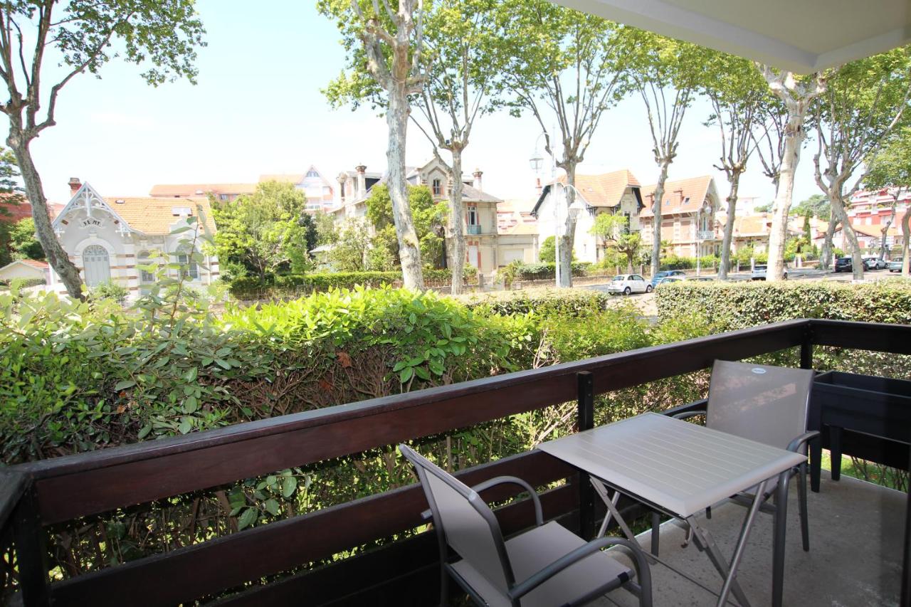 B&B Arcachon - Bel Appt T2 centre-ville d'Arcachon avec terrasse et parking - Bed and Breakfast Arcachon