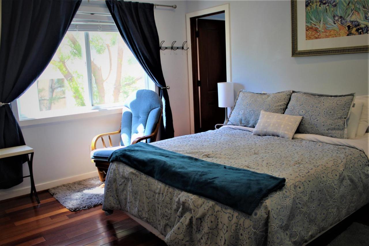 Suite III