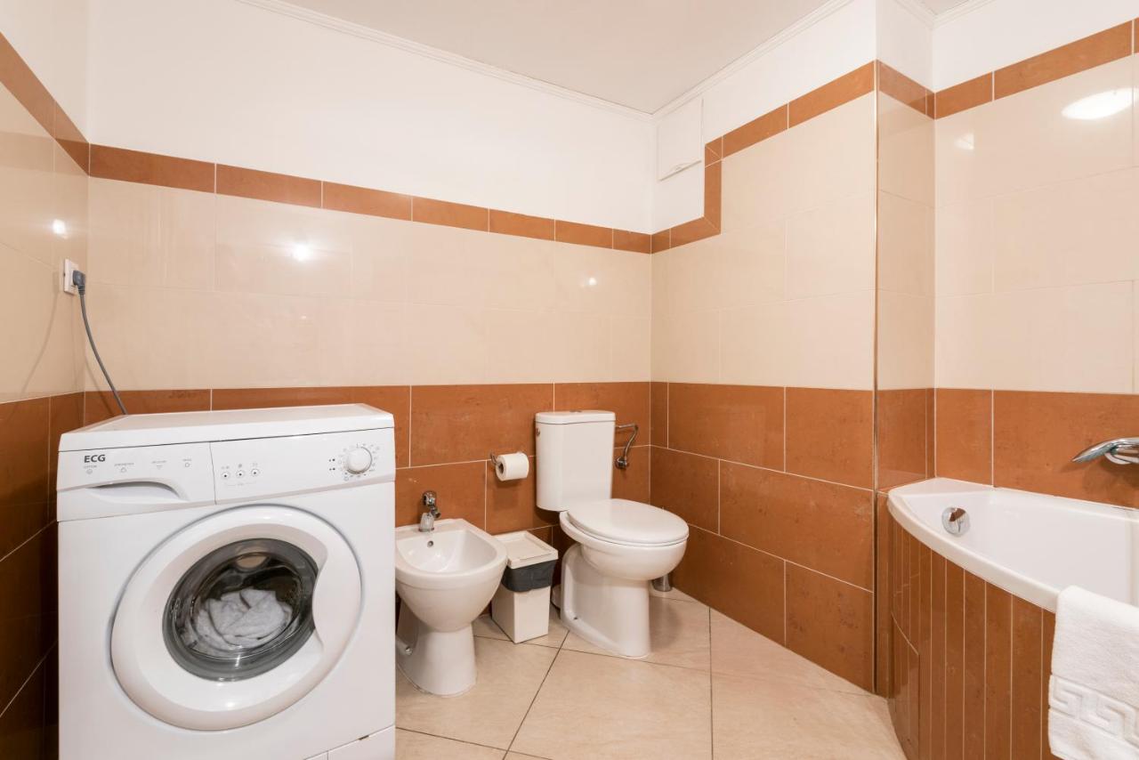Hybernska Apartments by Pragueforyou - B&B