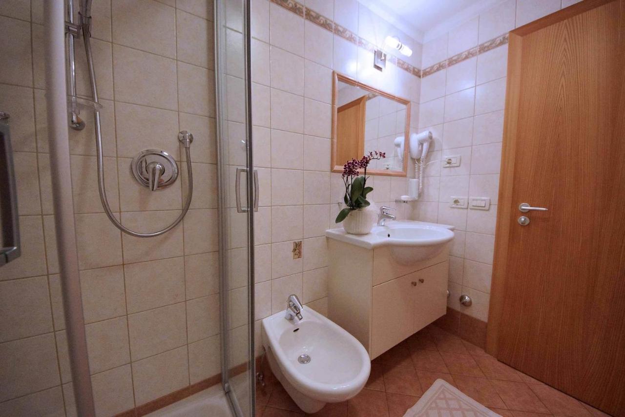 One-Bedroom Apartment (3 Adults)