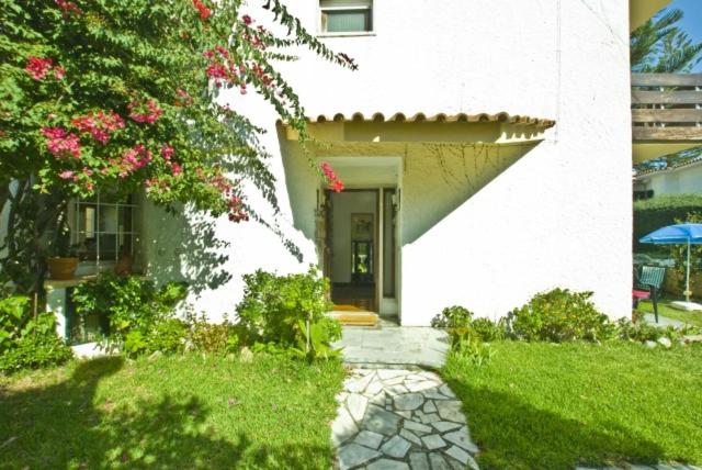 B&B Alapraia - Traditional Villa In S Pedro , ESTORIL - Bed and Breakfast Alapraia