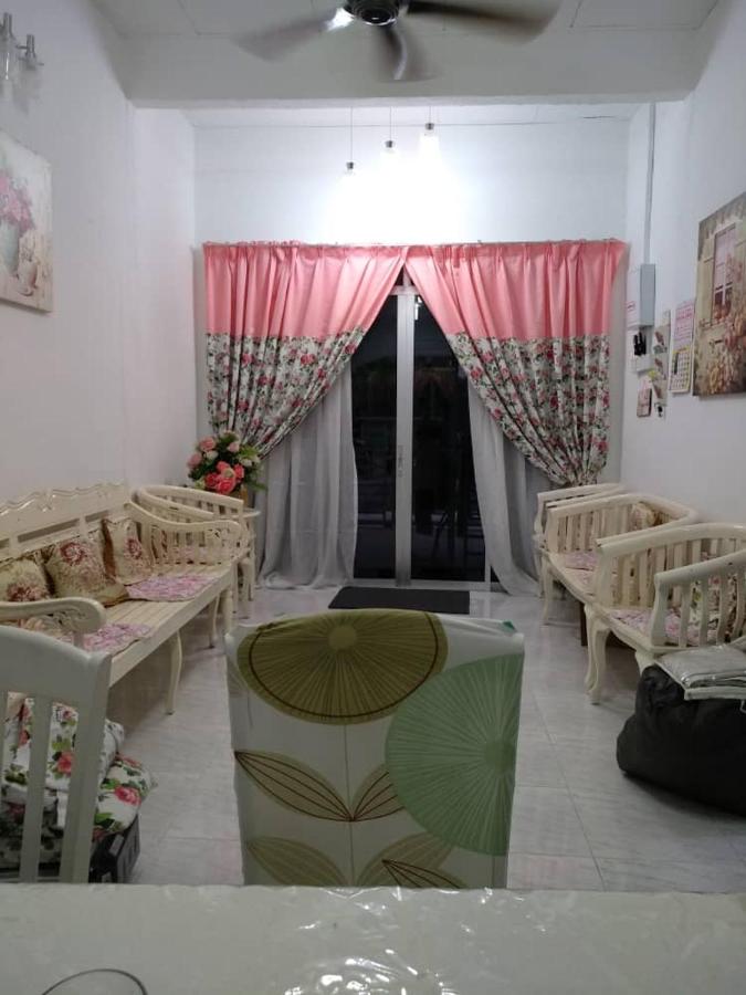 B&B Kuala Perlis - Anis Homestay Kuala Perlis - Bed and Breakfast Kuala Perlis