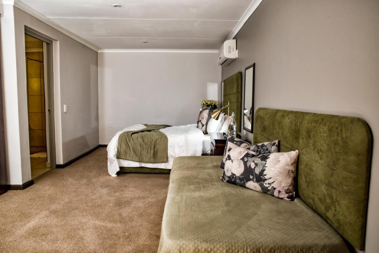 Large Double Room