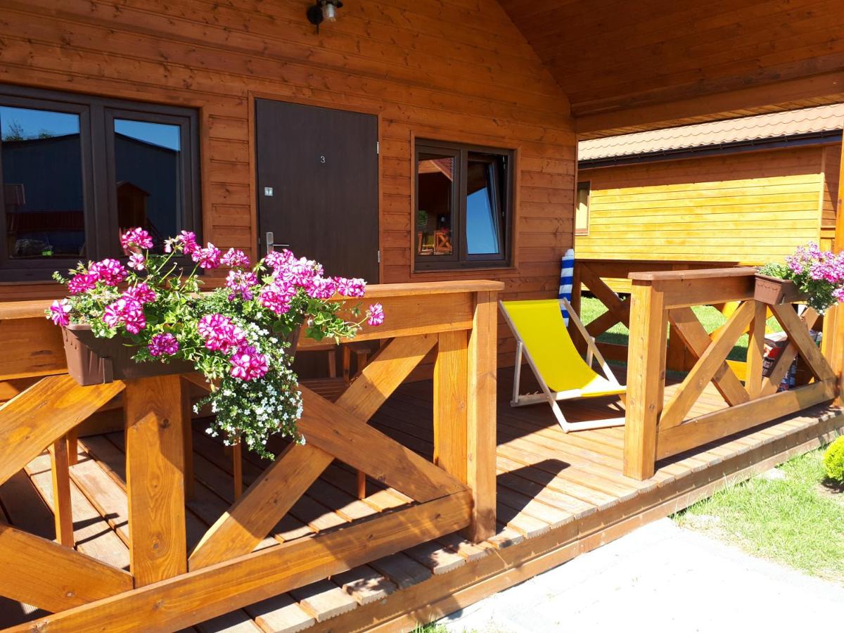 Domki Letniskowe REKINEK - B&B Darłowo