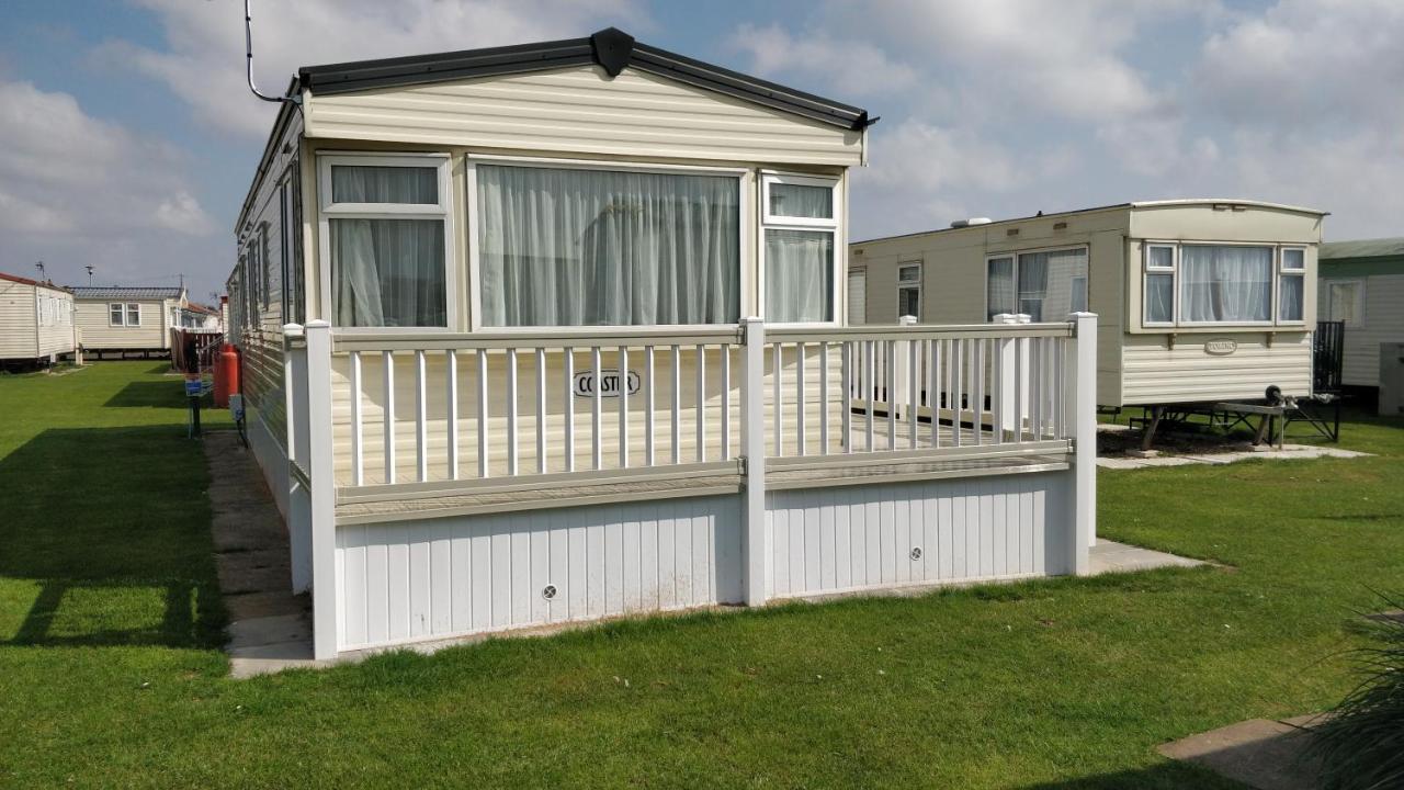 8 Berth panel heated on The Chase Super - Bed and Breakfast