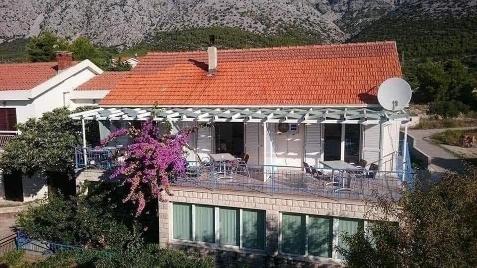 Apartmani Tomelić - Chambres d’hôtes