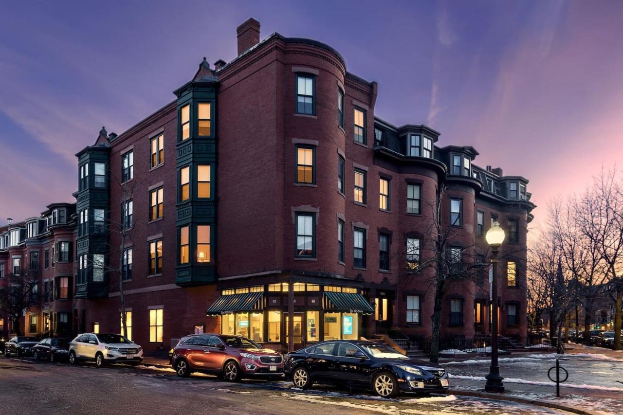 Stylish Downtown Studio in the SouthEnd, C.Ave# 2 - B&B