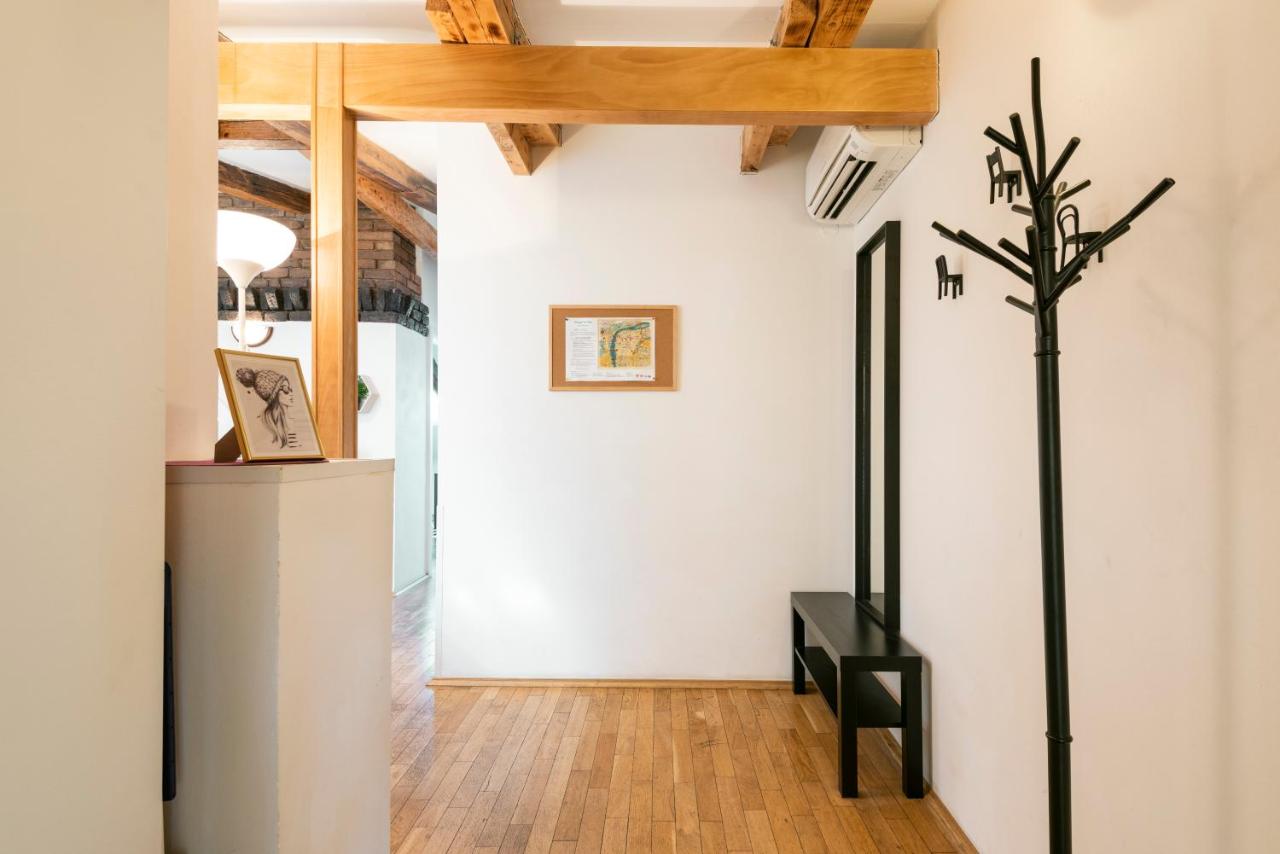 Two-Bedroom Apartment H13