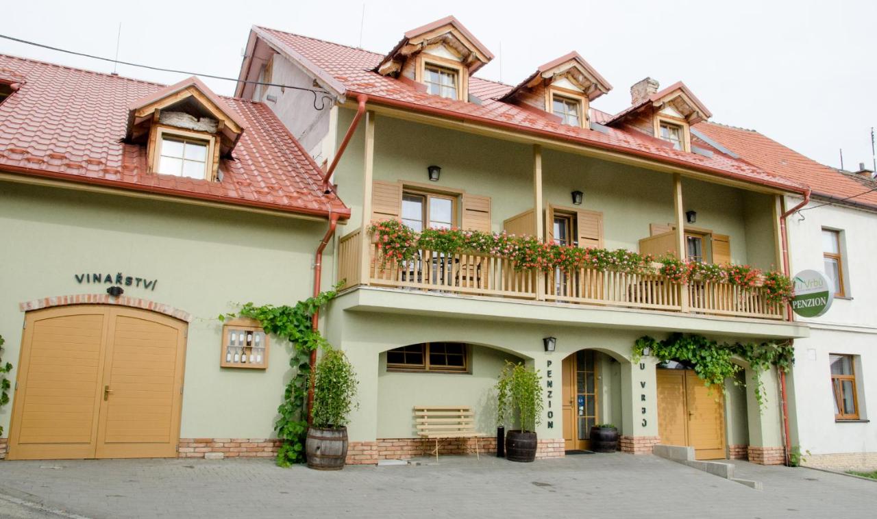 Penzion a vinařství U Vrbů - Chambres d’hôtes Hustopeče