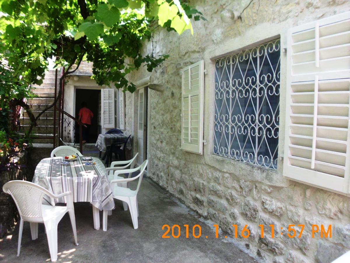Vicky Apartments - Bed and Breakfast