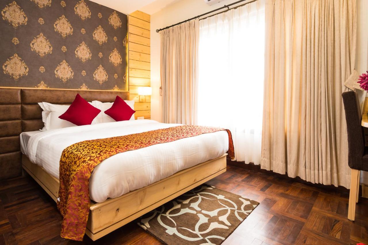 Queen Room