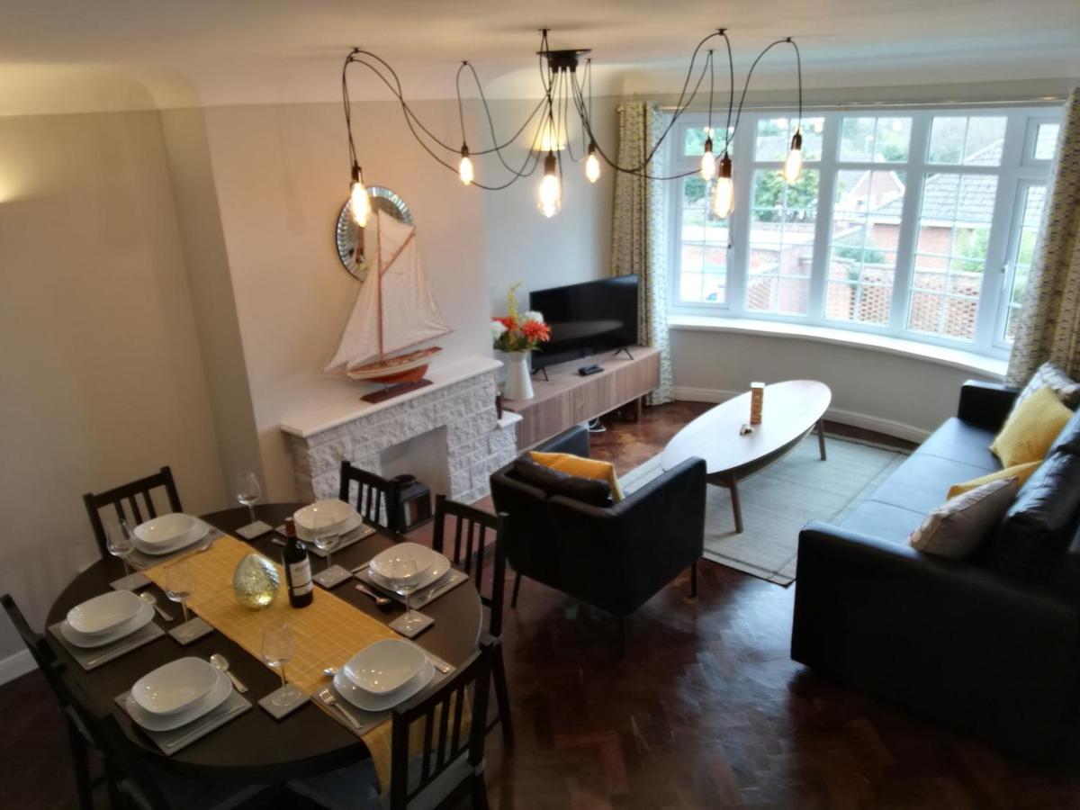 B&B Southampton - Kings Field Maisonette - Bed and Breakfast Southampton