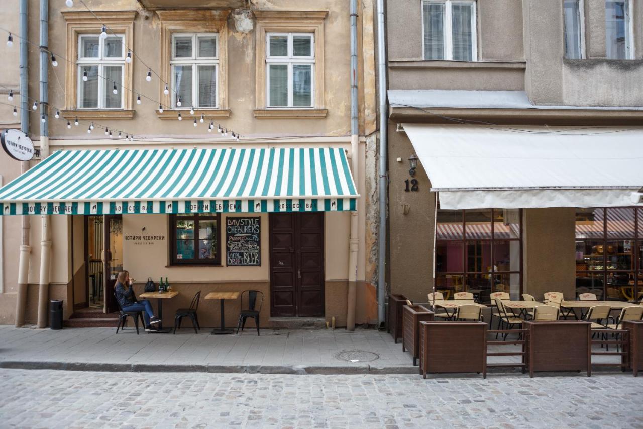 Two-Bedroom Apartment "Audrey" in the old town on Staroievreiska str. 16