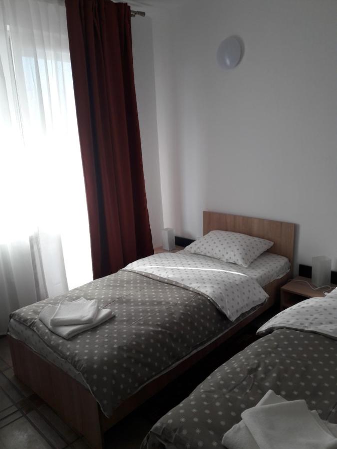 B&B Arad - Cazare NEU-ARAD AUTOSTRADA - Bed and Breakfast Arad