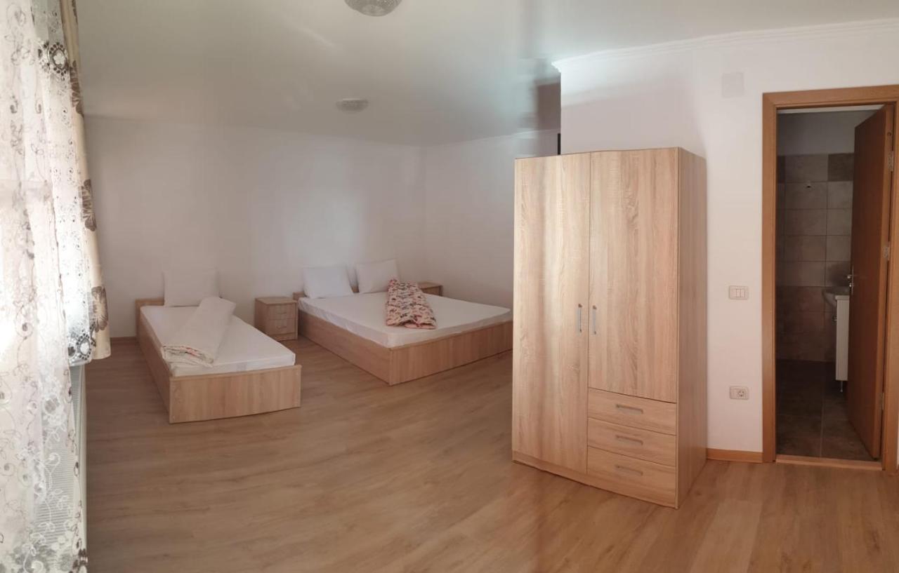 Casa Luca - Ferienwohnung Sâmbăta de Sus