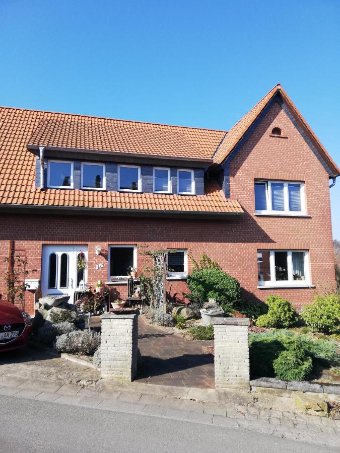 B&B Rinteln - Wintergarten am Thingplatz - Bed and Breakfast Rinteln