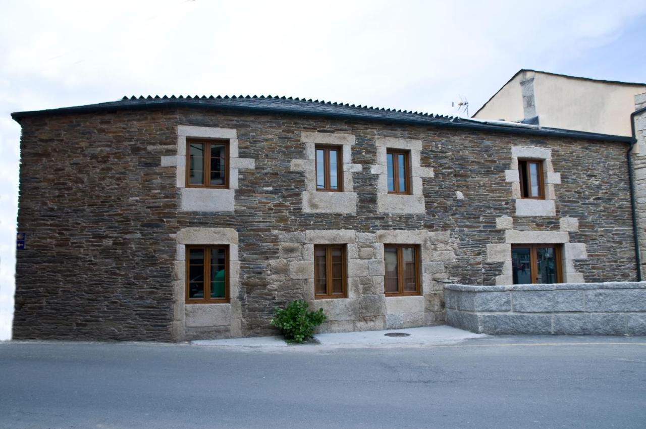 B&B Sarria - PENSION SERRANO - Bed and Breakfast Sarria