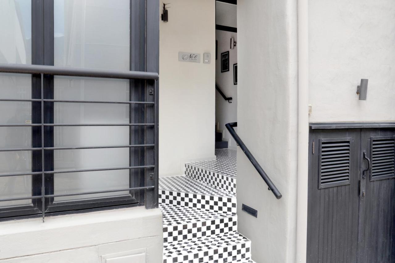 No. 6 The Yard - B&B