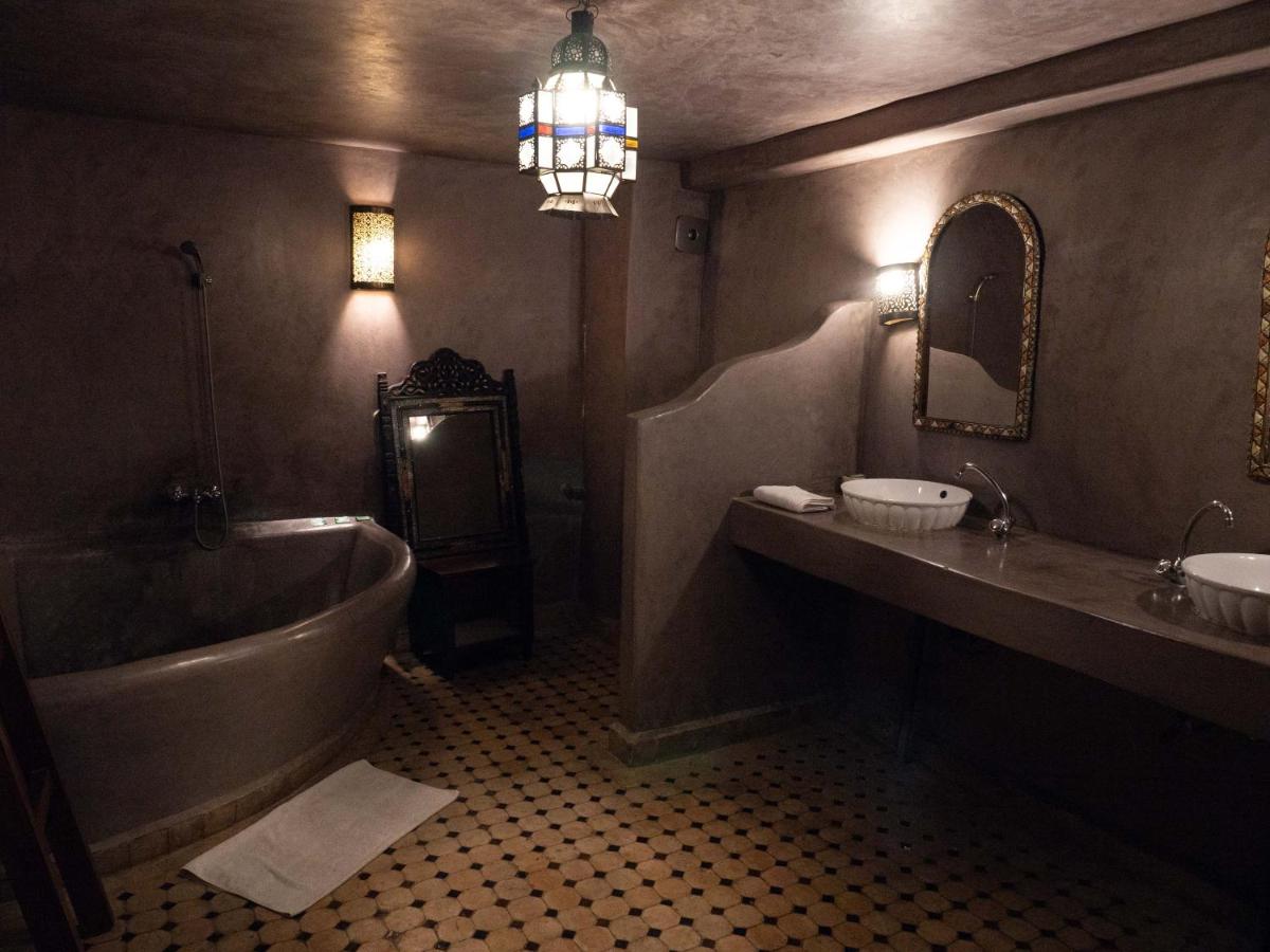 Family Room Chocolat (2 adults + 2 children)